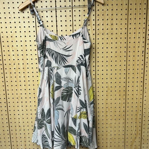 Aritzia Talula Floral Mini Dress - Picture 6 of 6